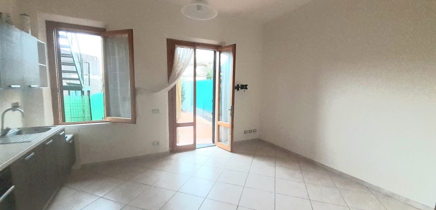APPARTAMENTO INGRESSO INDIPENDENTE